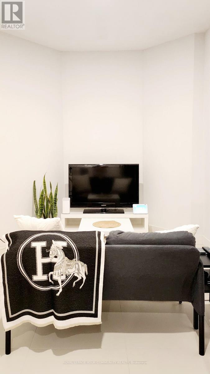 B1 - 352 Main Street N Street, Markham, Ontario  L3P 1Z1 - Photo 8 - N12567674