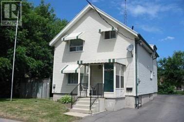 MAIN FLOOR - 89 CENTRE STREET E, Richmond Hill, Ontario