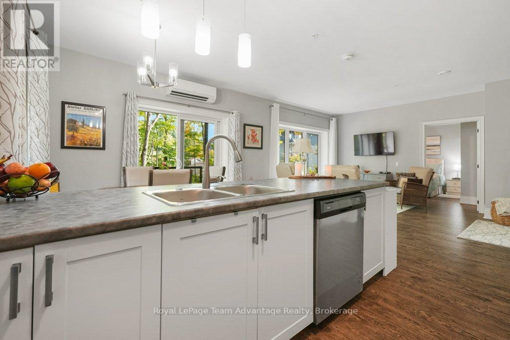 103 - 11b Salt Dock Road, Parry Sound, Ontario  P2A 3B6 - Photo 17 - X12423598