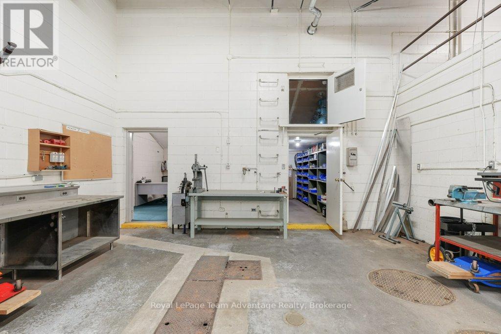 32 James Bay Junction Road, Seguin, Ontario  P2A 0B2 - Photo 23 - X12333672