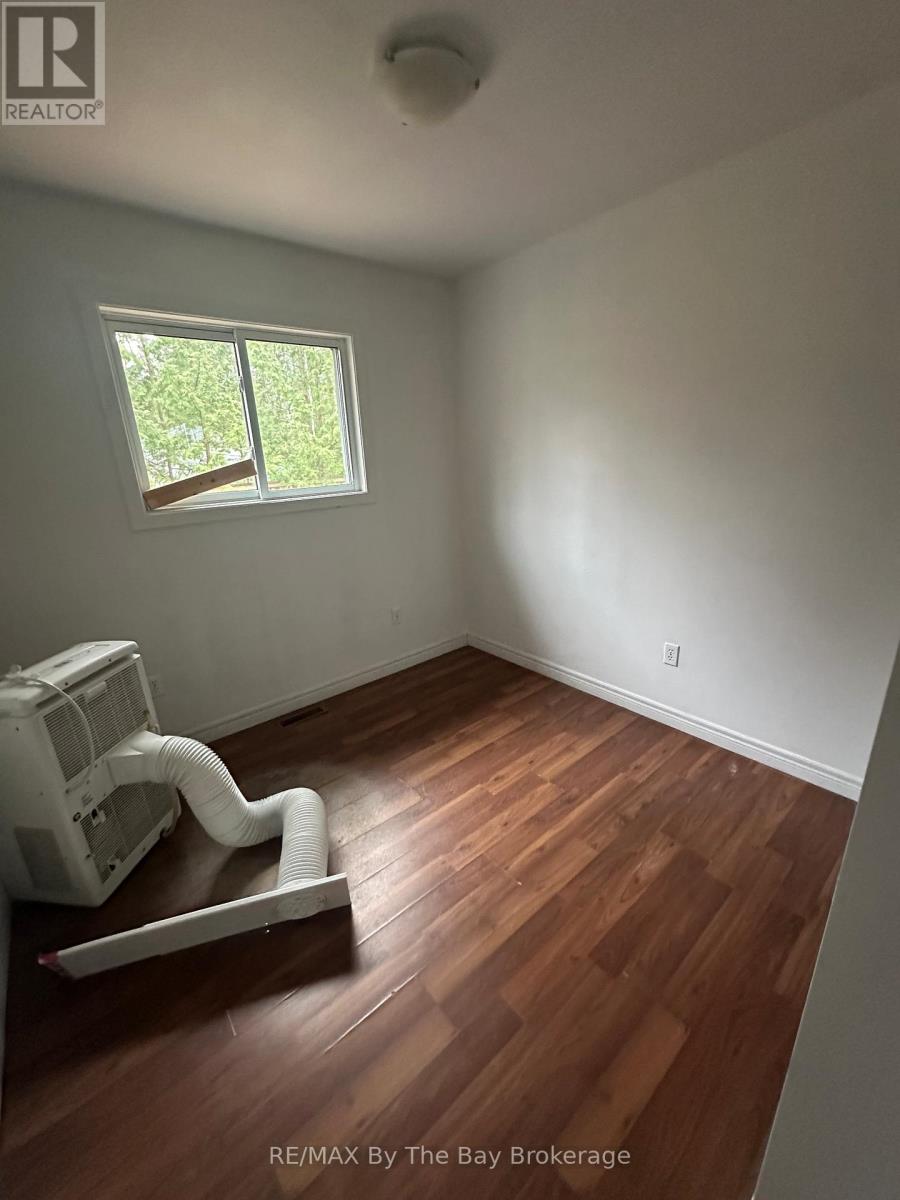 86 30th Street N, Wasaga Beach, Ontario  L9Z 2C8 - Photo 15 - S12542442