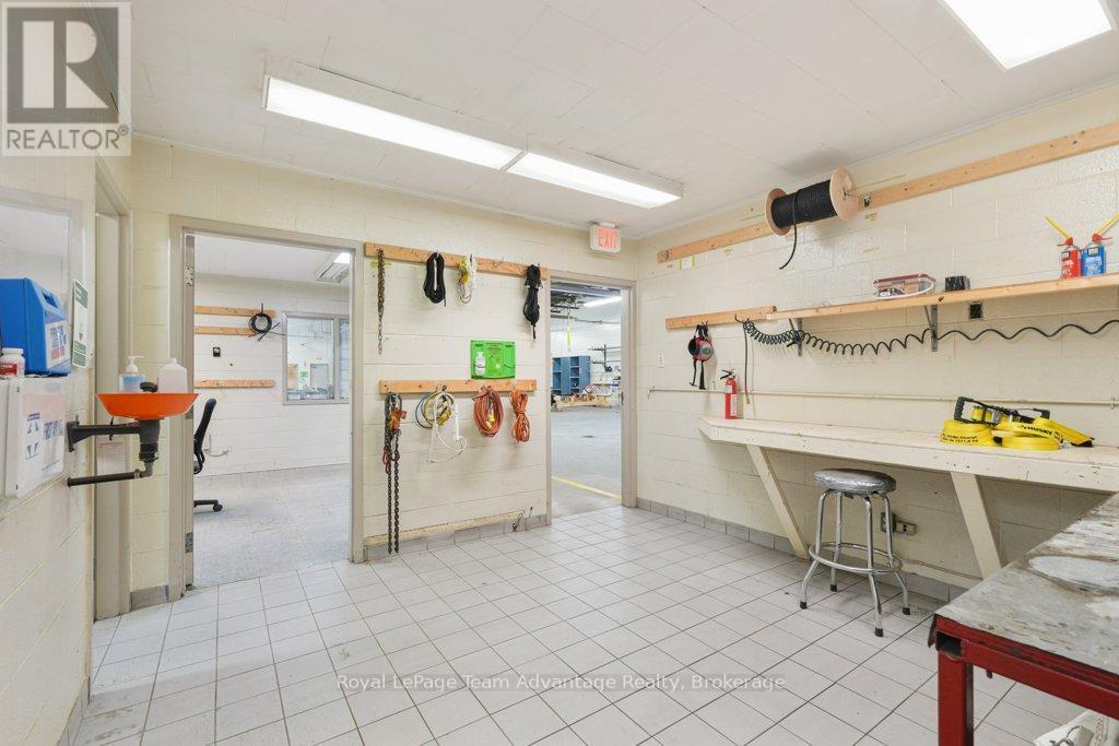 32 James Bay Junction Road, Seguin, Ontario  P2A 0B2 - Photo 28 - X12333672