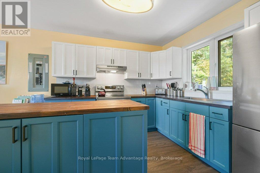 37 Richards Lake Road, Carling, Ontario  P0G 1G0 - Photo 11 - X12434606