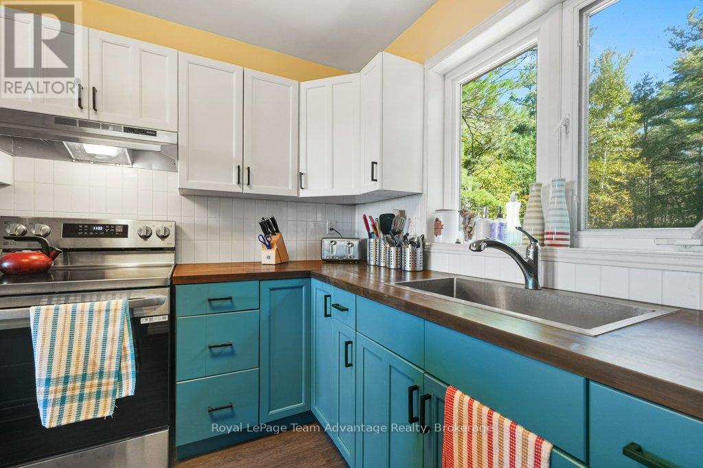 37 Richards Lake Road, Carling, Ontario  P0G 1G0 - Photo 12 - X12434606