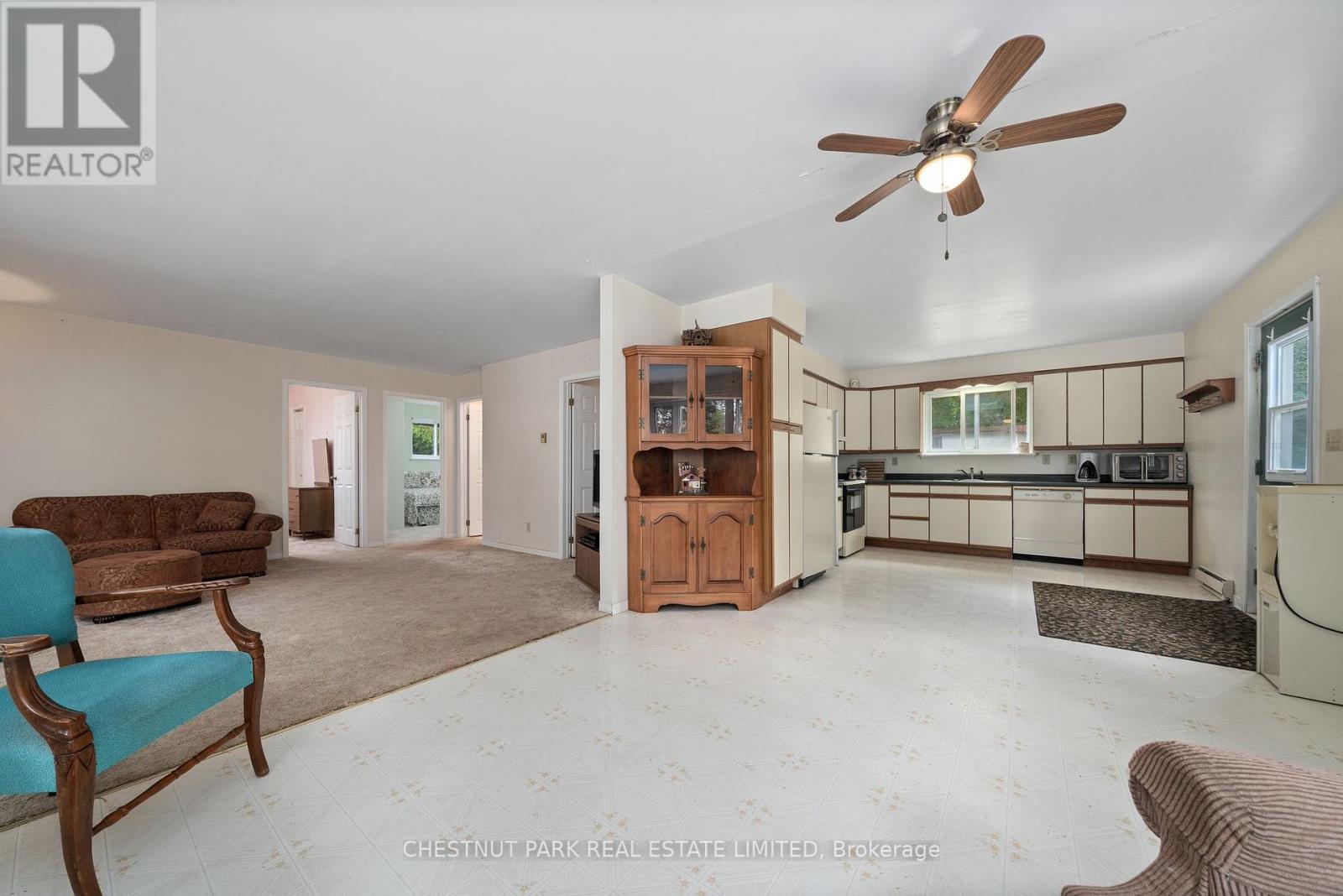 84-88 Munroe Lane, Prince Edward County, Ontario  K0K 2T0 - Photo 17 - X12369647