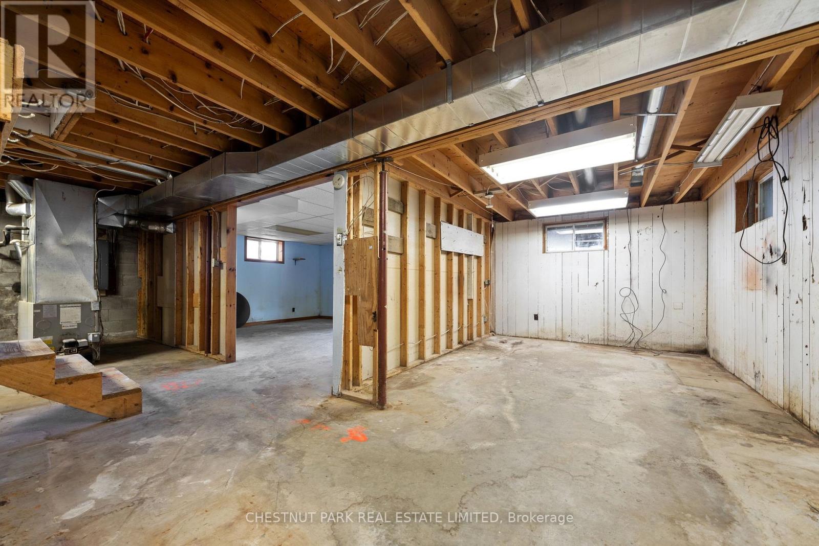 84-88 Munroe Lane, Prince Edward County, Ontario  K0K 2T0 - Photo 36 - X12369647