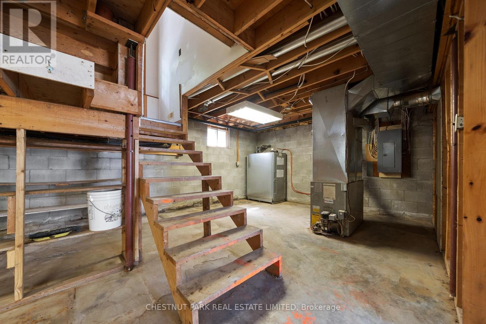 84-88 Munroe Lane, Prince Edward County, Ontario  K0K 2T0 - Photo 34 - X12369647