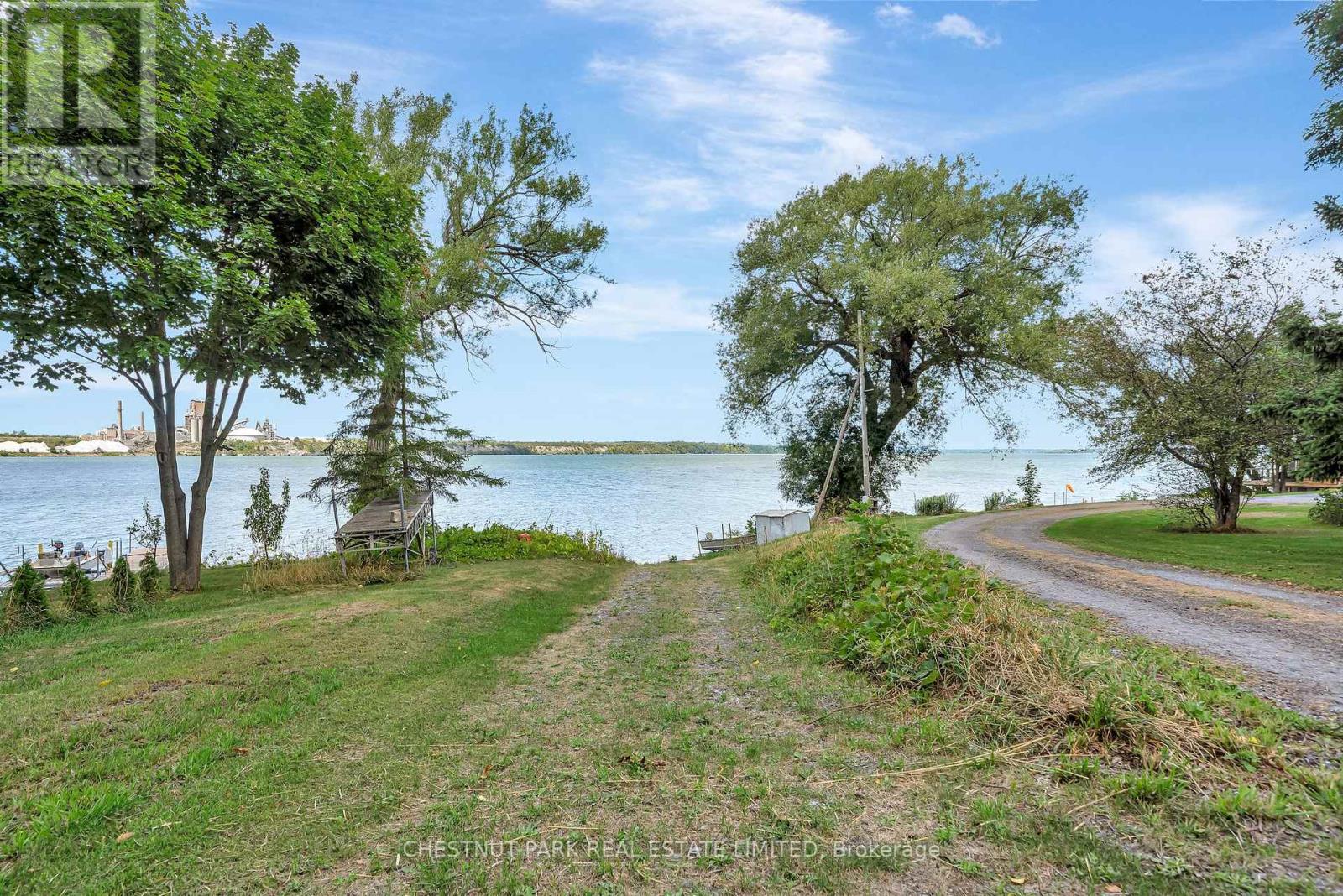 84-88 Munroe Lane, Prince Edward County, Ontario  K0K 2T0 - Photo 41 - X12369647