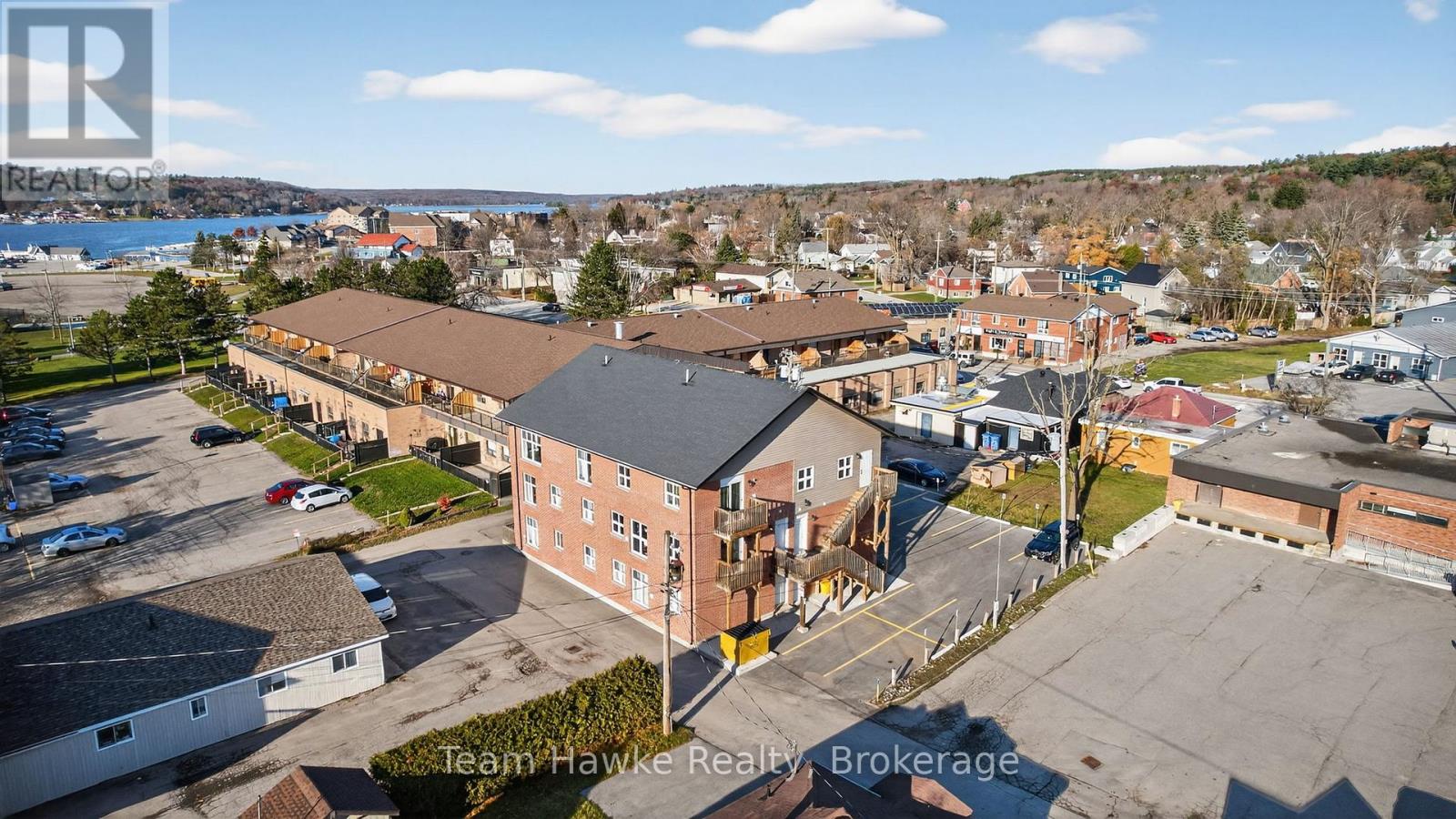 2 Tessier Drive, Penetanguishene, Ontario  L9M 1V4 - Photo 2 - S12567720