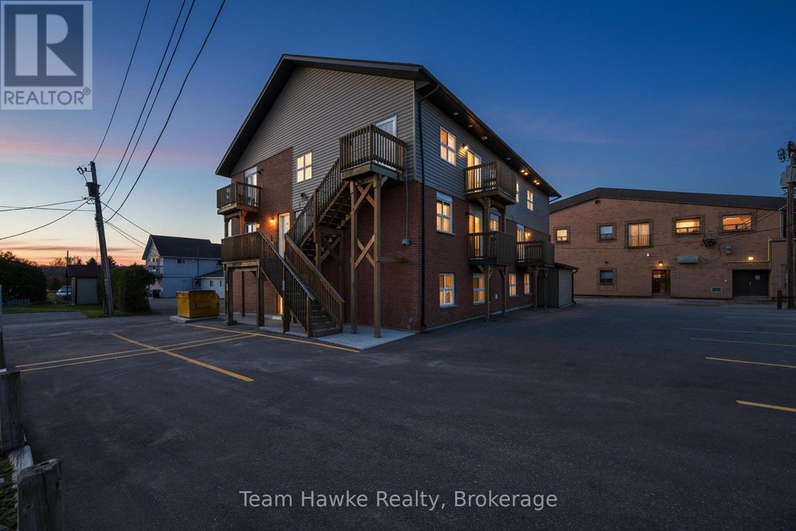 2 Tessier Drive, Penetanguishene, Ontario  L9M 1V4 - Photo 3 - S12567720