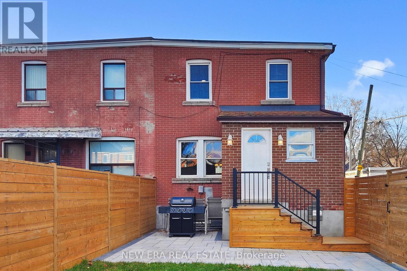 119 Harvie Avenue, Toronto, Ontario  M6E 4K4 - Photo 22 - W12567502