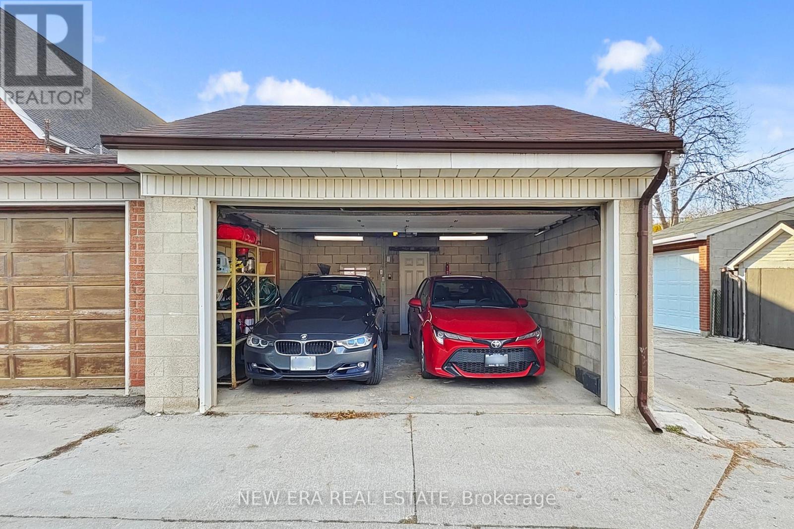 119 Harvie Avenue, Toronto, Ontario  M6E 4K4 - Photo 23 - W12567502