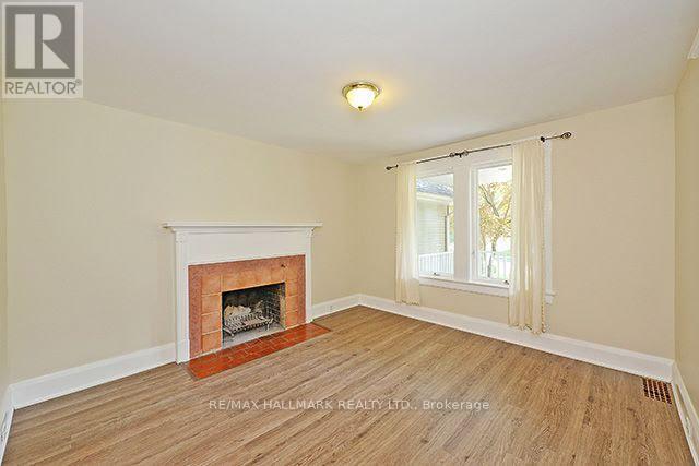 81 Chisholm Street, Oakville, Ontario  L6K 3H8 - Photo 13 - W12567506