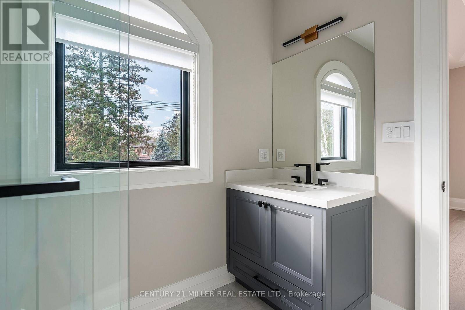 481 Chartwell Road, Oakville, Ontario  L6J 4A6 - Photo 31 - W12567570