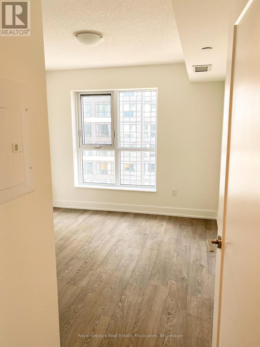 1422 - 9 Mabelle Avenue, Toronto, Ontario  M9A 0E1 - Photo 10 - W12567574