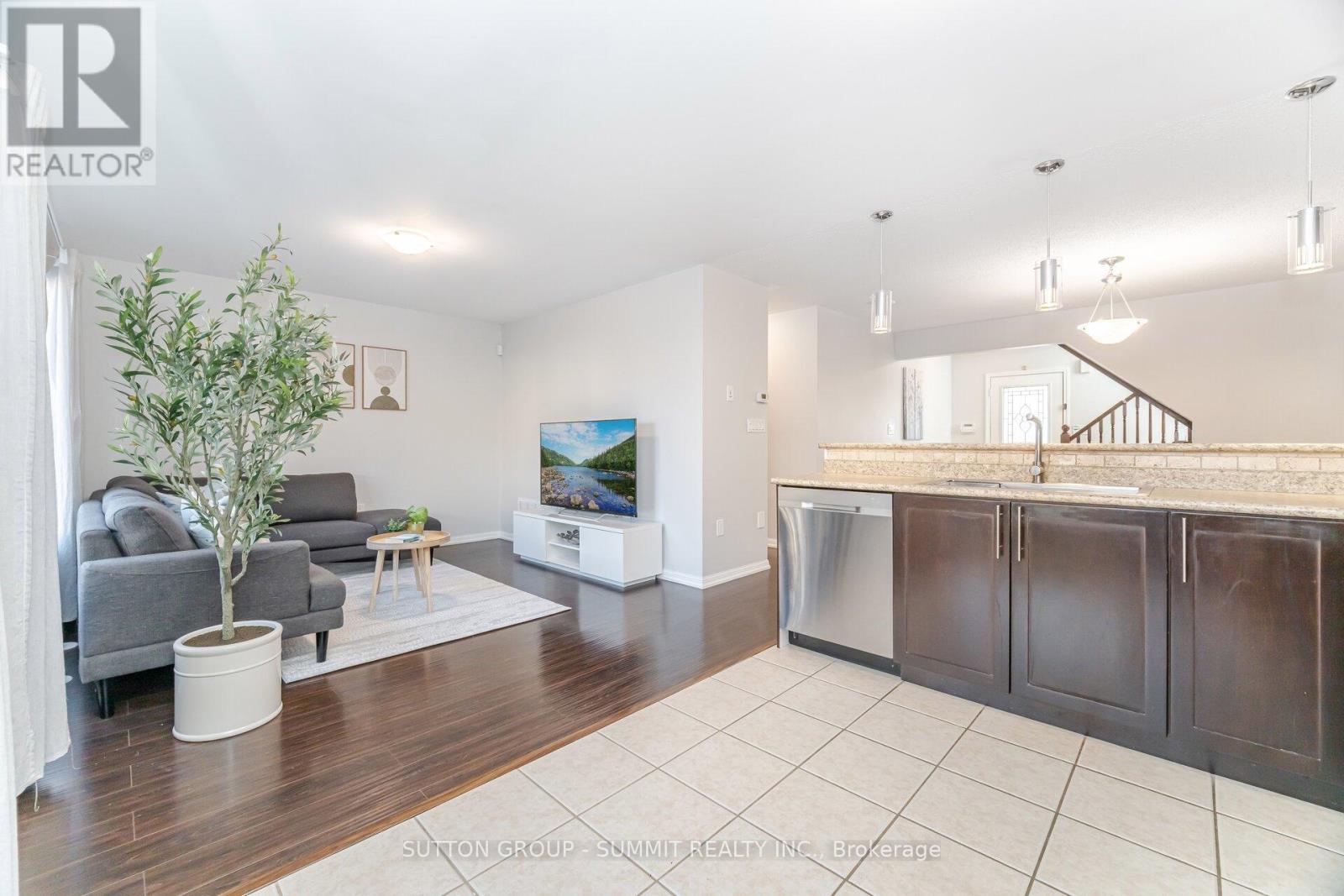 891 Mcewan Drive, Milton, Ontario  L9T 6P5 - Photo 11 - W12567576