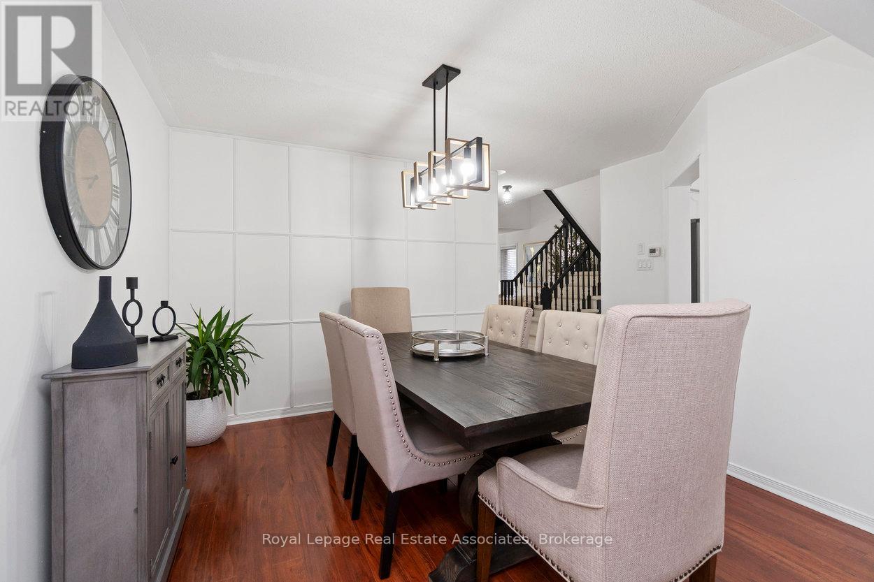 11 Redfinch Way, Brampton, Ontario  L7A 2B2 - Photo 12 - W12567624