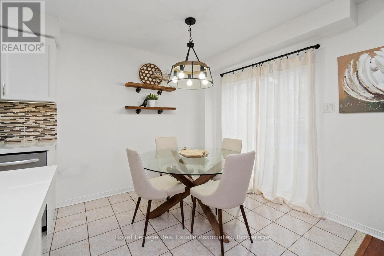 11 Redfinch Way, Brampton, Ontario  L7A 2B2 - Photo 18 - W12567624