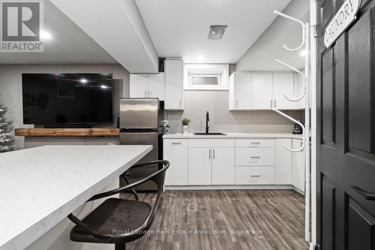 11 Redfinch Way, Brampton, Ontario  L7A 2B2 - Photo 39 - W12567624