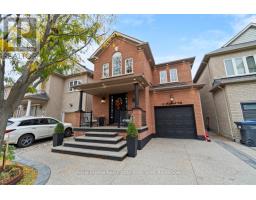 11 REDFINCH WAY, Brampton, Ontario