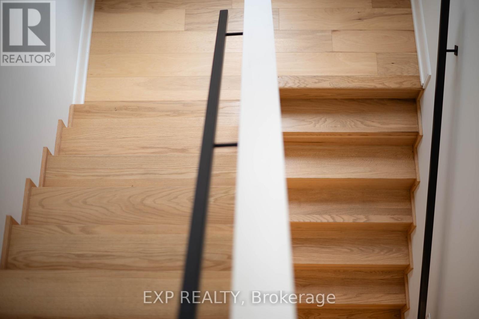 14 Walsh Avenue, Toronto, Ontario  M9M 1B6 - Photo 23 - W12567628