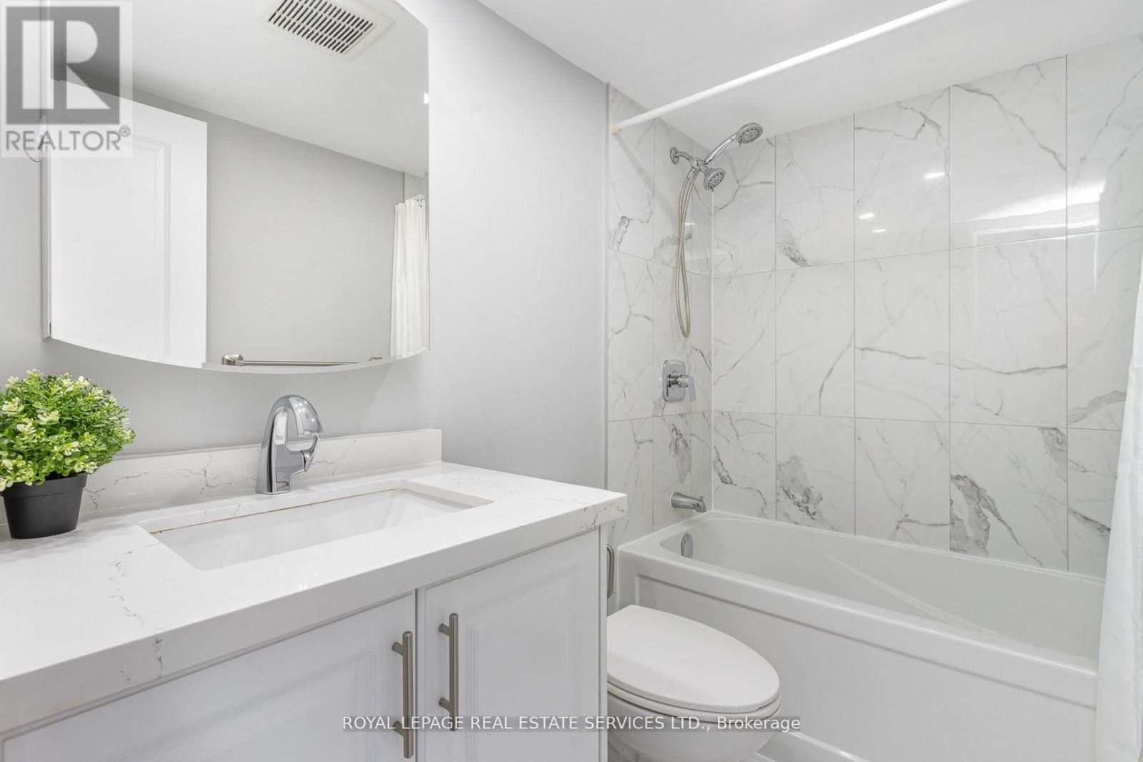 2905 - 3100 Kirwin Avenue, Mississauga, Ontario  L5A 3S6 - Photo 23 - W12567630