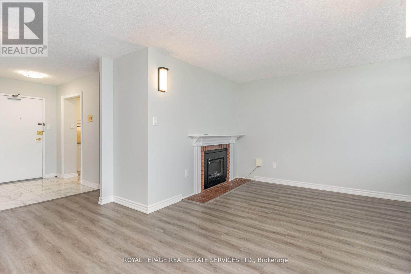 2905 - 3100 Kirwin Avenue, Mississauga, Ontario  L5A 3S6 - Photo 3 - W12567630