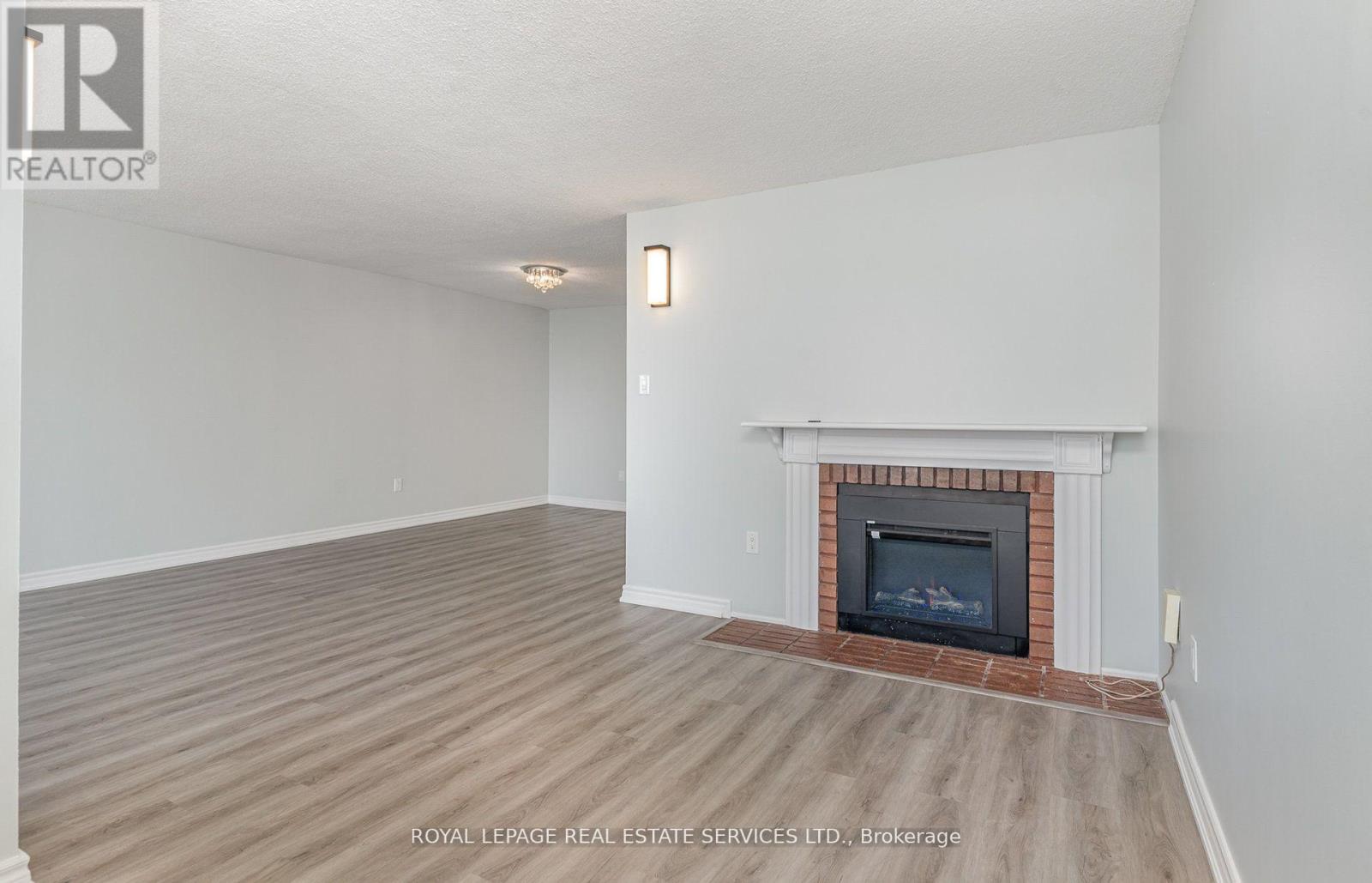 2905 - 3100 Kirwin Avenue, Mississauga, Ontario  L5A 3S6 - Photo 4 - W12567630