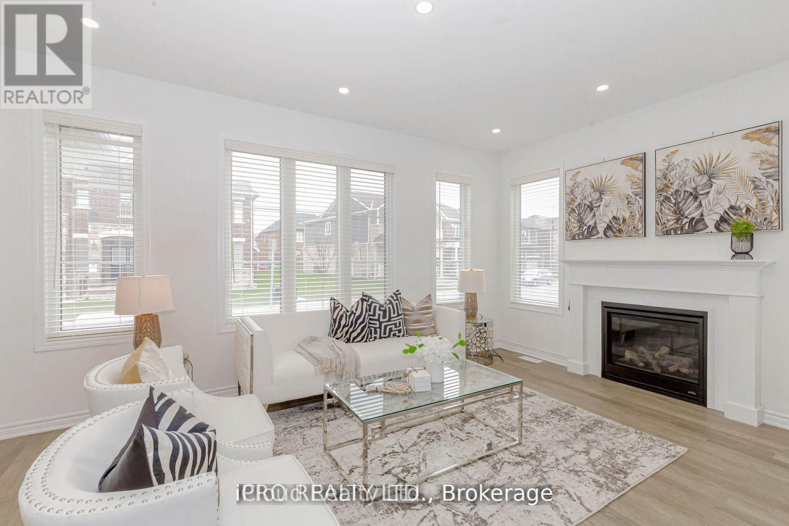 396 Boyd Lane, Milton, Ontario  L9T 2Z5 - Photo 9 - W12567668