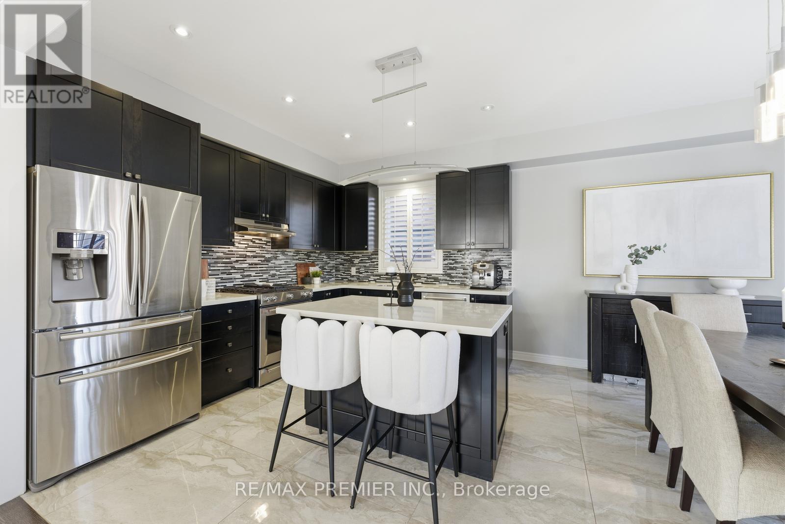 31 Boyces Creek Court, Caledon, Ontario  L7C 3S2 - Photo 9 - W12567702