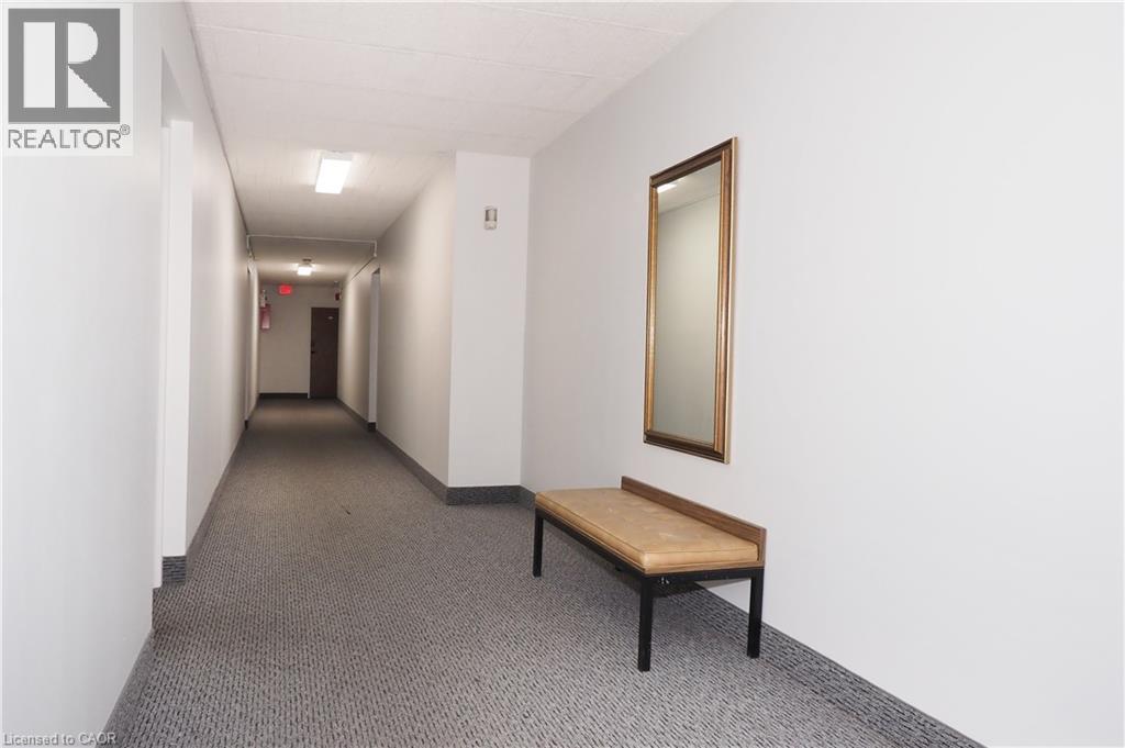 6 Walton Avenue Unit# 206, Kitchener, Ontario  N2C 2B5 - Photo 2 - 40773726