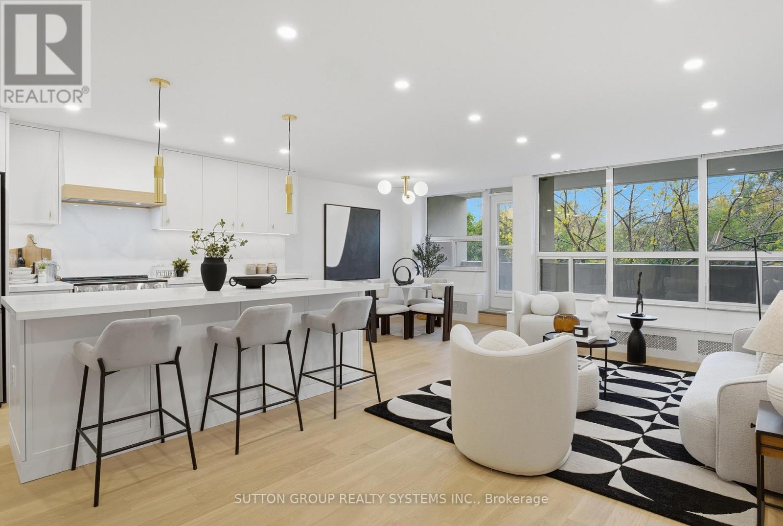 904 - 65 SOUTHPORT STREET, Toronto, Ontario