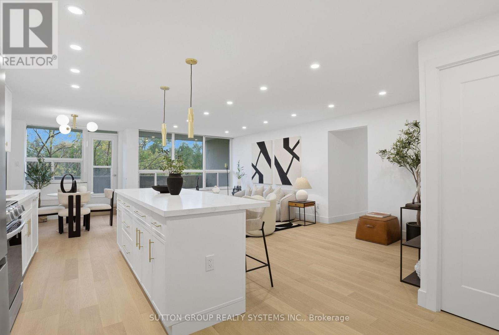 904 - 65 Southport Street, Toronto, Ontario  M6S 3N6 - Photo 3 - W12494422