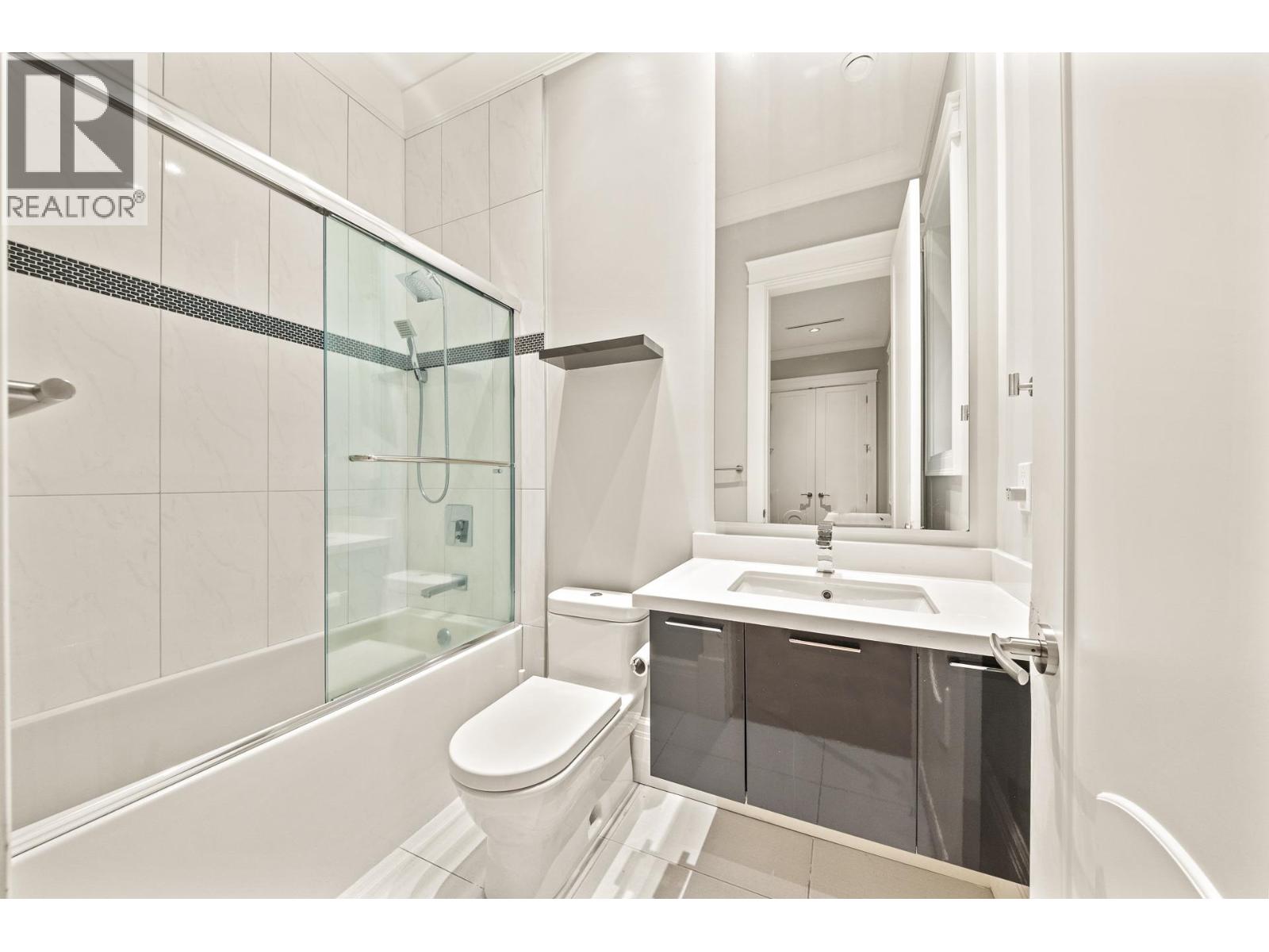 7673 Dampier Drive, Richmond, British Columbia  V7C 4M3 - Photo 27 - R3069138