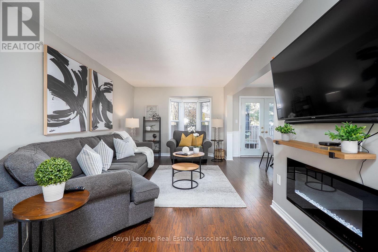 16 - 2 Royalwood Court, Hamilton, Ontario  L8E 4Y9 - Photo 10 - X12567560