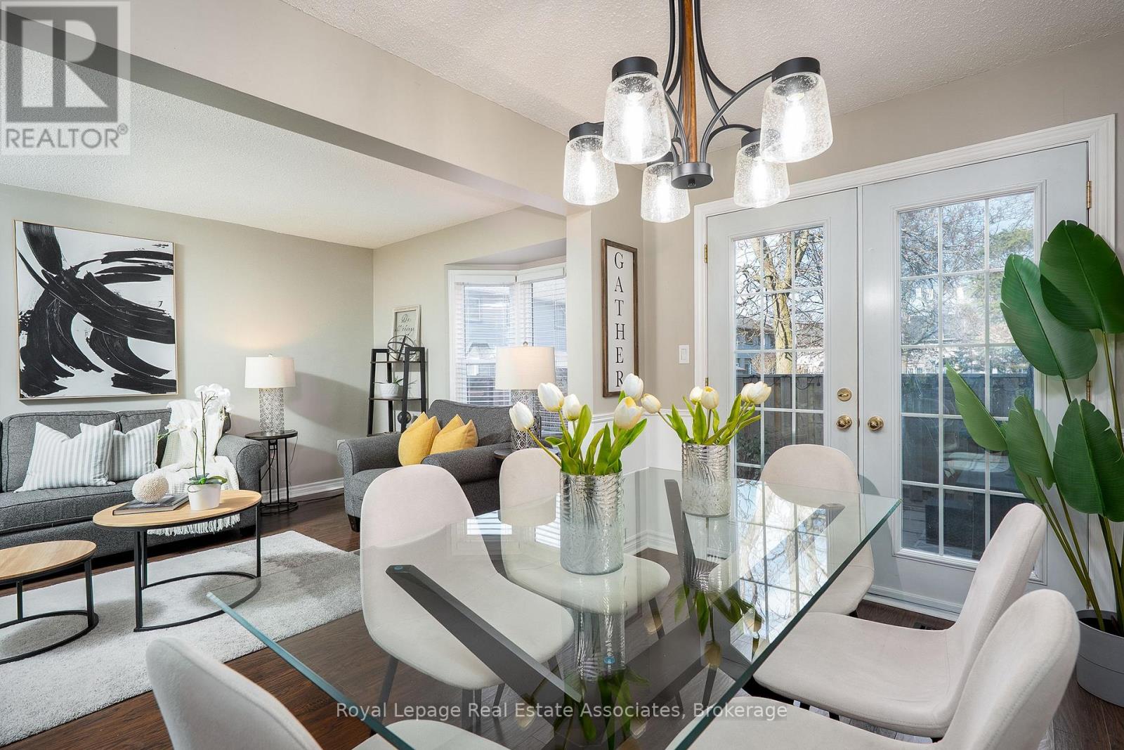 16 - 2 Royalwood Court, Hamilton, Ontario  L8E 4Y9 - Photo 15 - X12567560