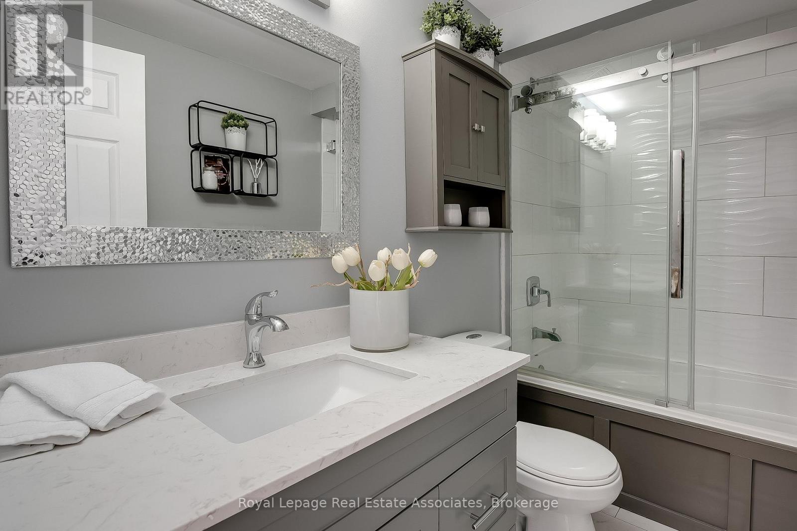 16 - 2 Royalwood Court, Hamilton, Ontario  L8E 4Y9 - Photo 25 - X12567560