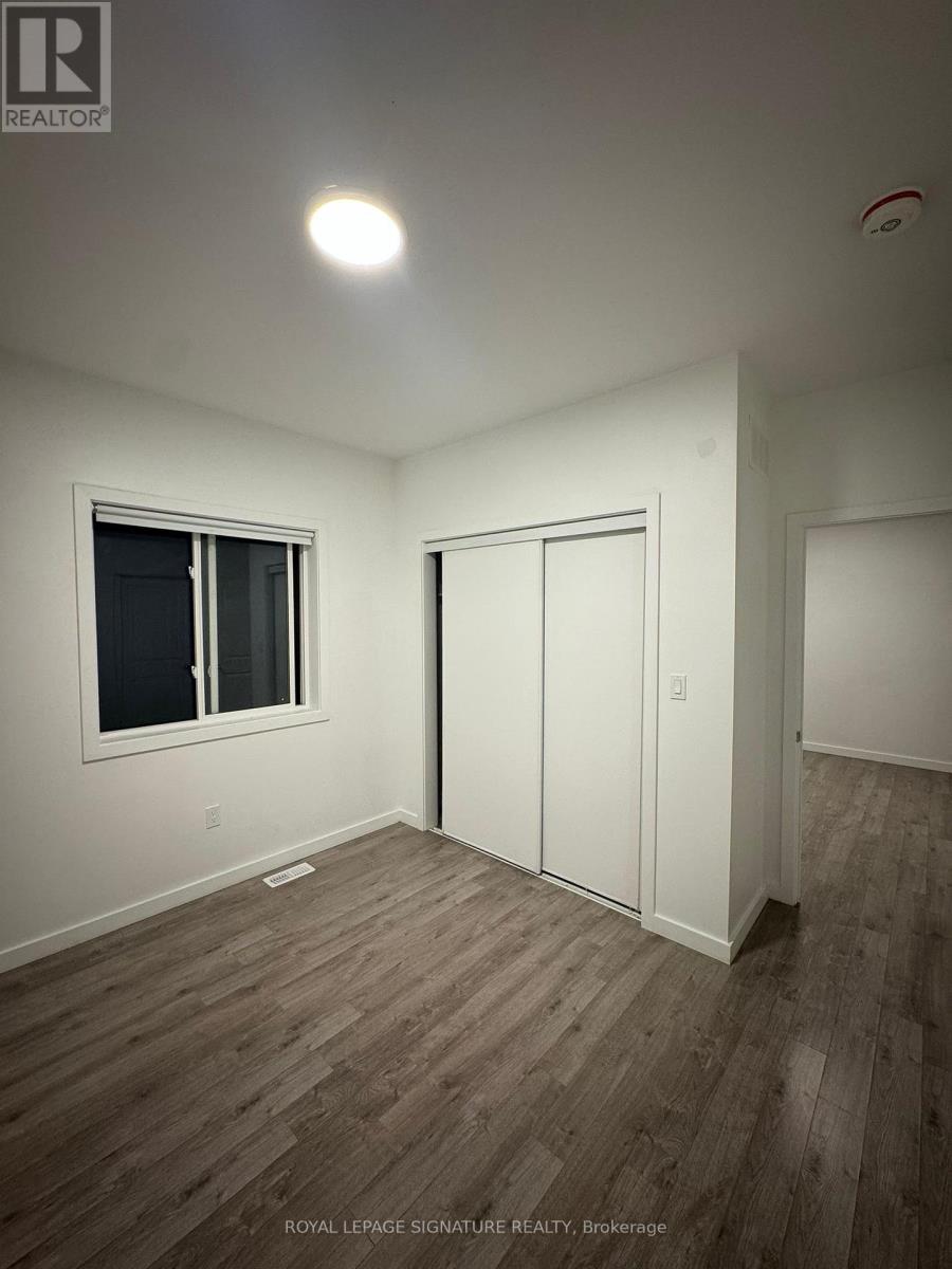 100 - 200 W Main Street, Welland, Ontario  L3C 5A4 - Photo 11 - X12567678