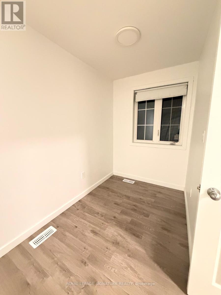 100 - 200 W Main Street, Welland, Ontario  L3C 5A4 - Photo 2 - X12567678