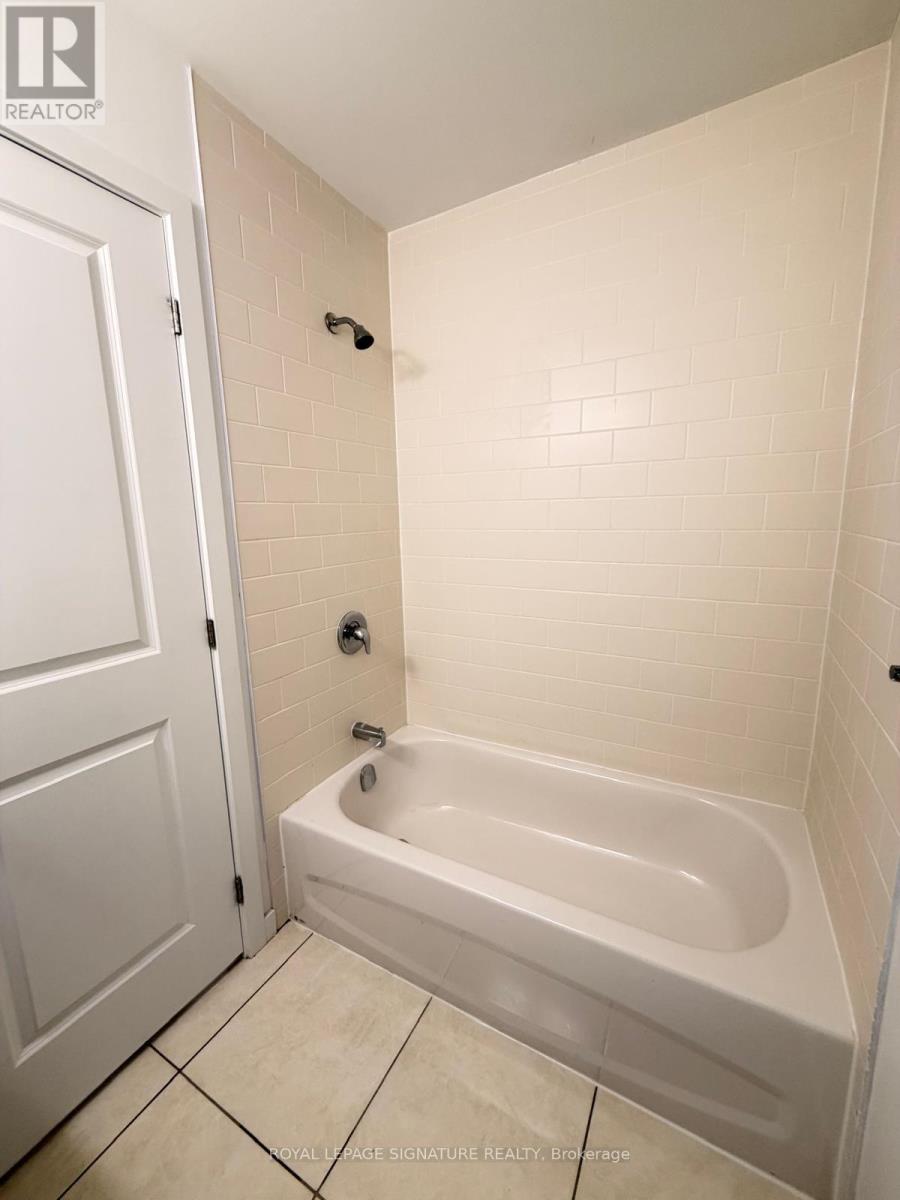 100 - 200 W Main Street, Welland, Ontario  L3C 5A4 - Photo 8 - X12567678