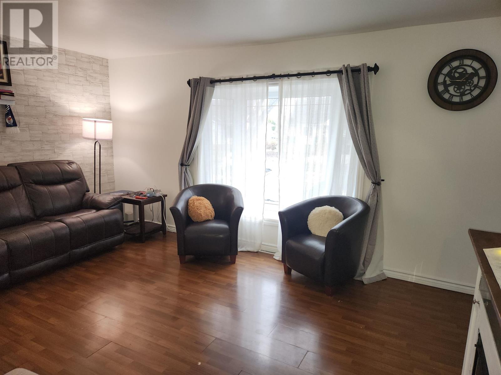 212 Kenogami Ave S, Thunder Bay, Ontario  P7B 4S3 - Photo 4 - TB253451