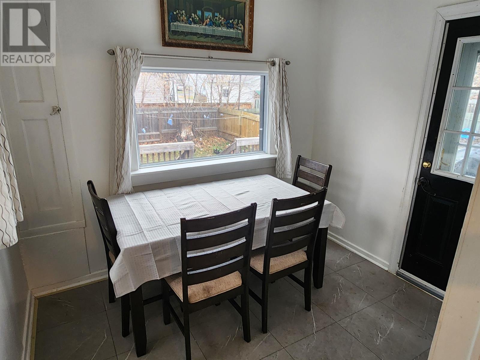 212 Kenogami Ave S, Thunder Bay, Ontario  P7B 4S3 - Photo 8 - TB253451