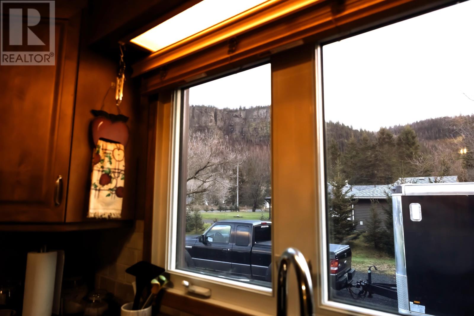 3209 Feaver Rd, Thunder Bay, Ontario  P7J 1B1 - Photo 15 - TB253527