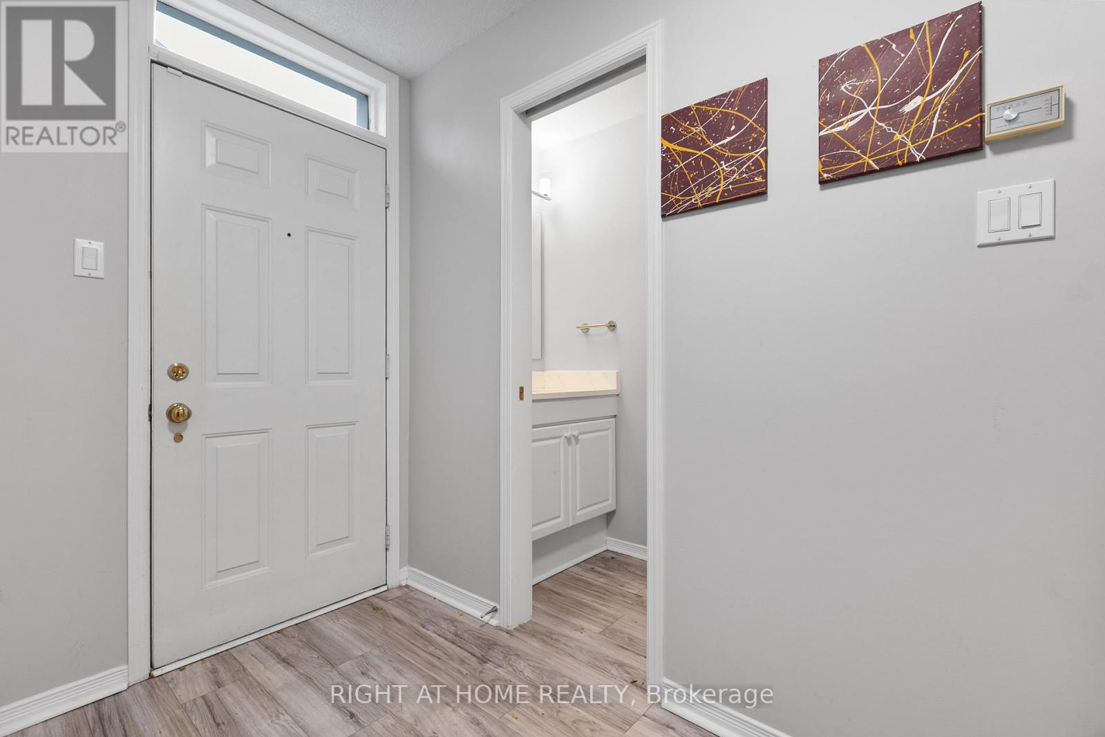 4 Thorburn Private, Ottawa, Ontario  K1N 1G4 - Photo 10 - X12567760