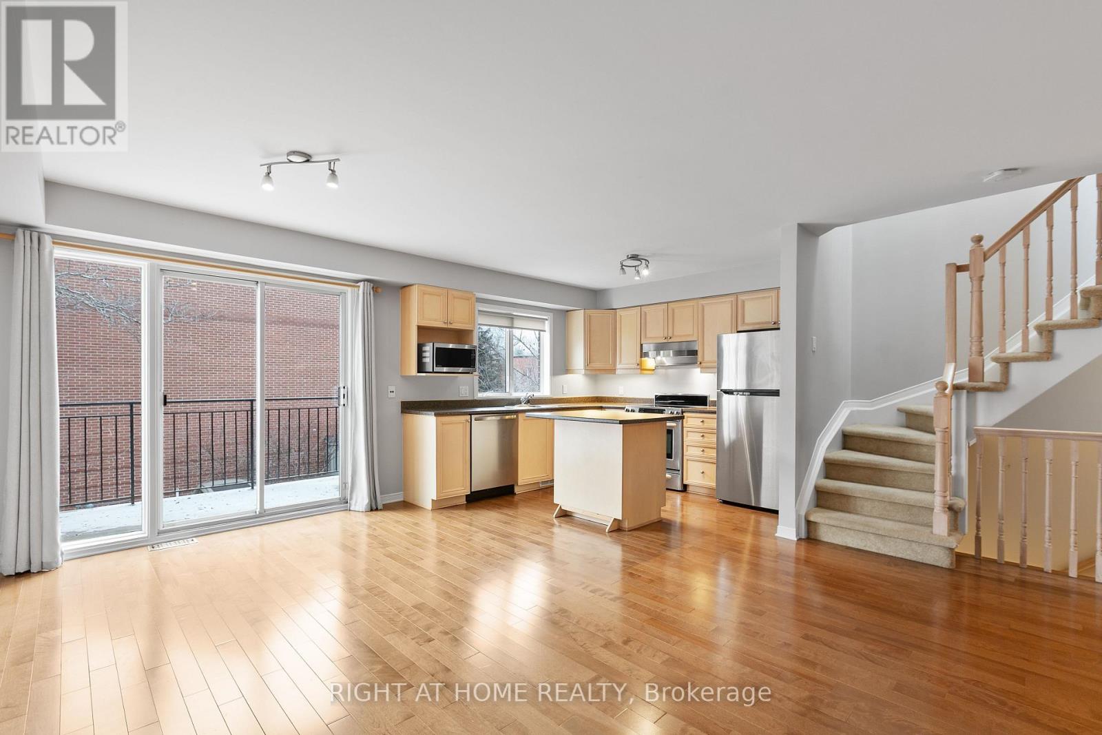 4 Thorburn Private, Ottawa, Ontario  K1N 1G4 - Photo 18 - X12567760