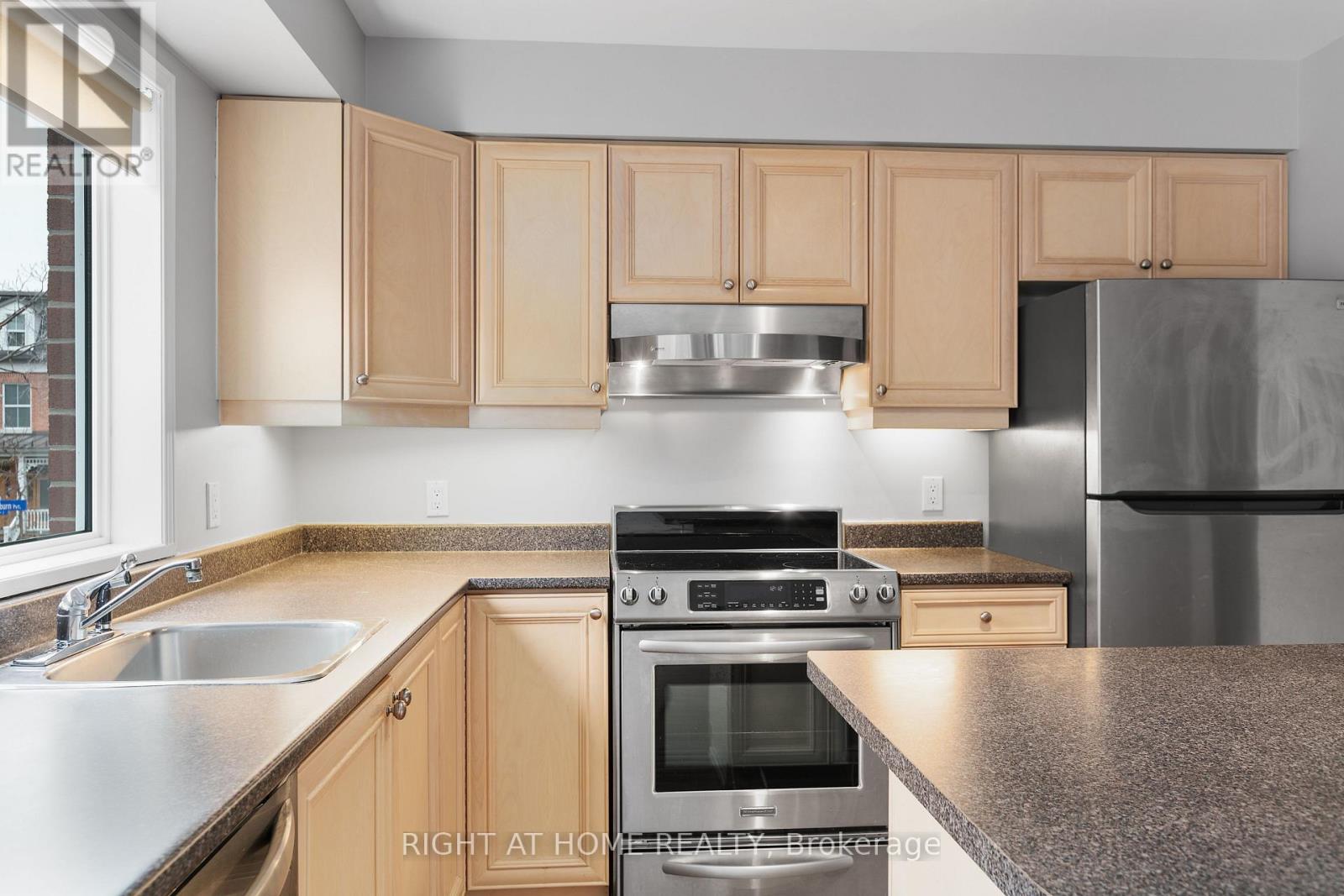 4 Thorburn Private, Ottawa, Ontario  K1N 1G4 - Photo 22 - X12567760