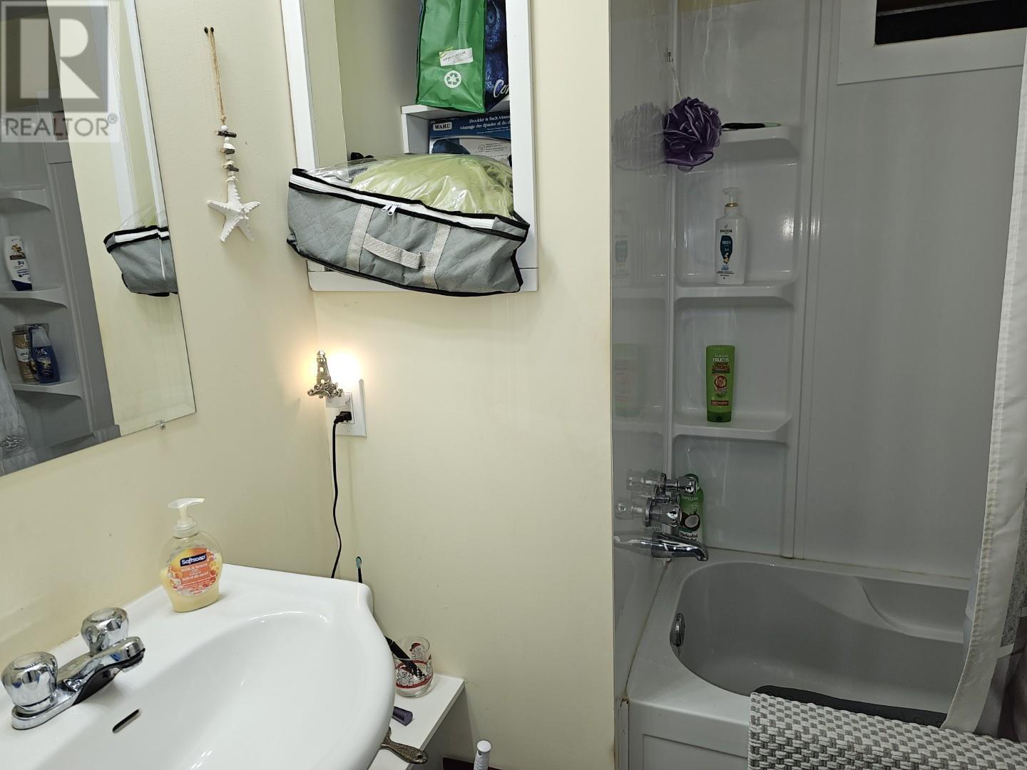 11 West Drive, Summerside, Prince Edward Island  C1N 5J9 - Photo 9 - 202528407