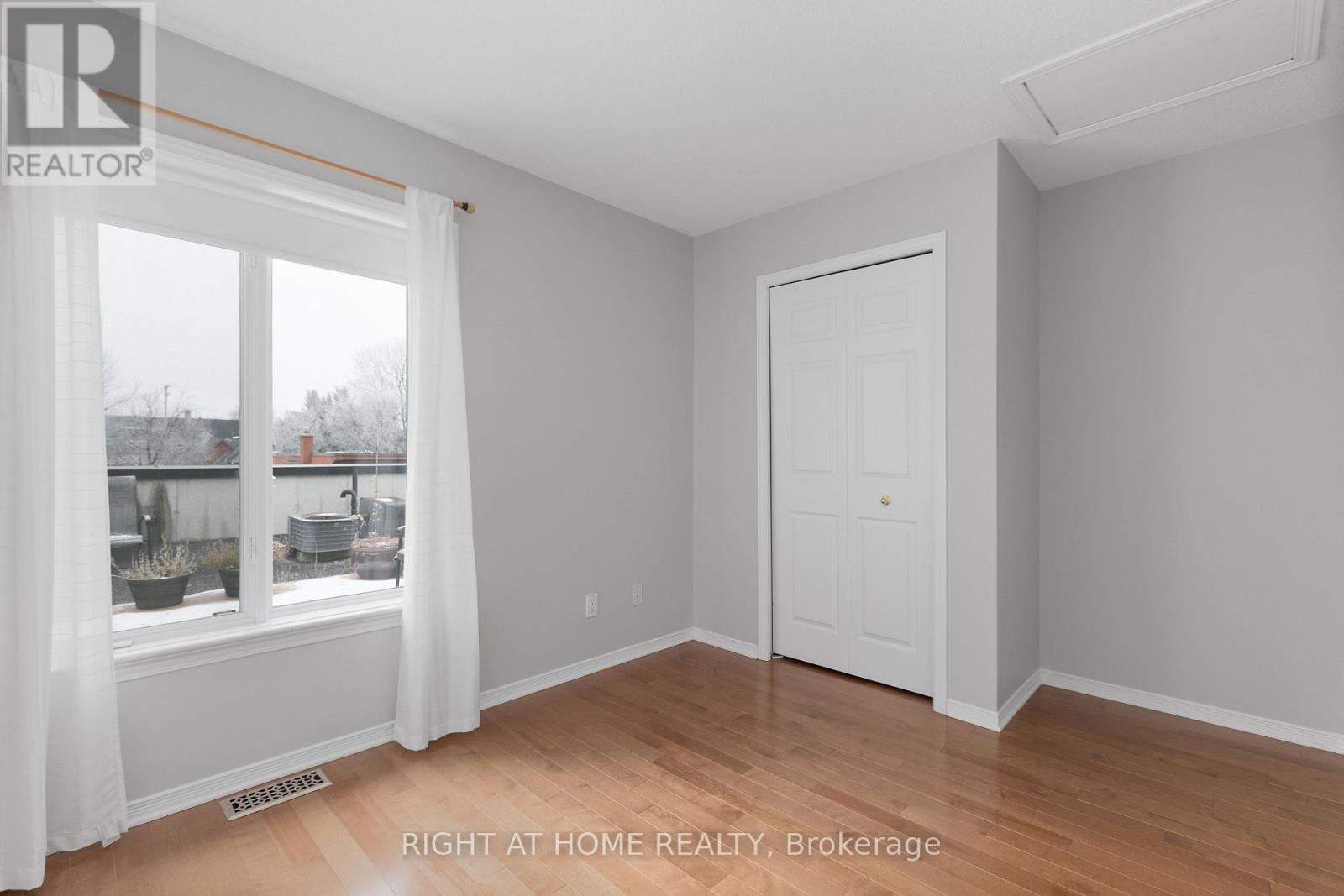 4 Thorburn Private, Ottawa, Ontario  K1N 1G4 - Photo 27 - X12567760