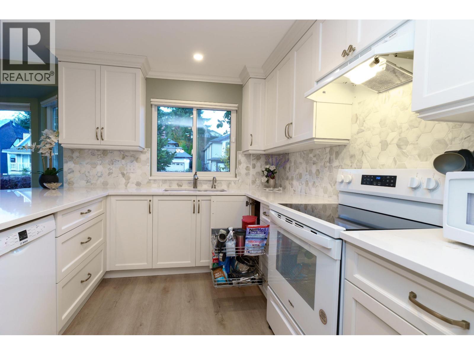 19520 115a Avenue, Pitt Meadows, British Columbia  V3Y 1R4 - Photo 8 - R3069322