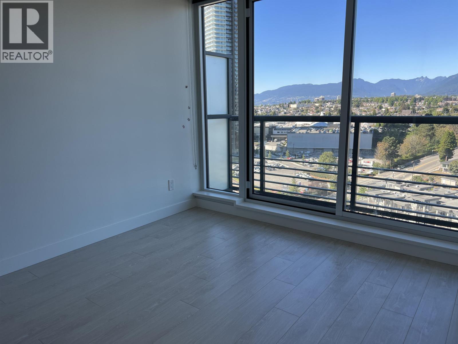 17xx 4720 Lougheed Highway, Burnaby, British Columbia  V5C 0M8 - Photo 2 - R3069310